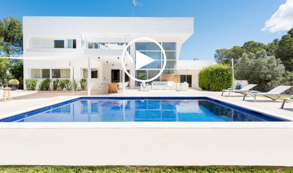 Nuevo Video - Villa contemporánea de 6 dormitorios con licencia de alquiler y vistas al mar en Cala Vedella - Sant Josep